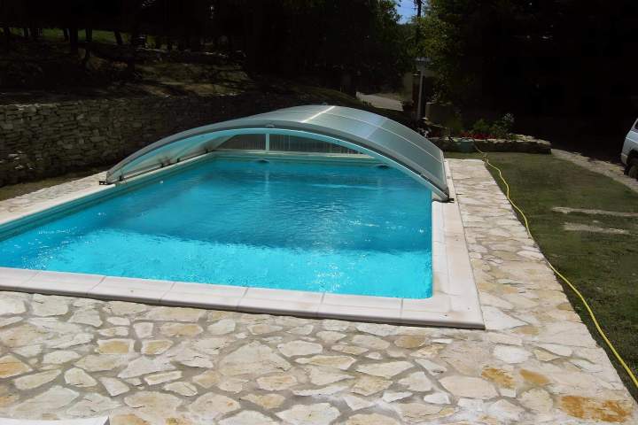 Fournisseur de piscine coque Valence